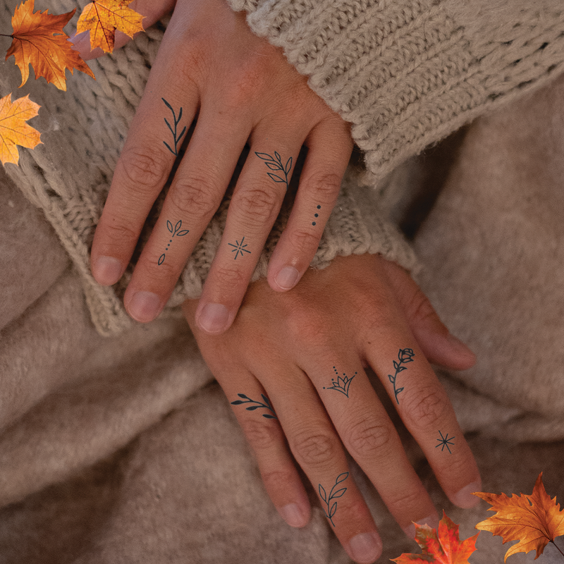 Florale Finger Tattoos