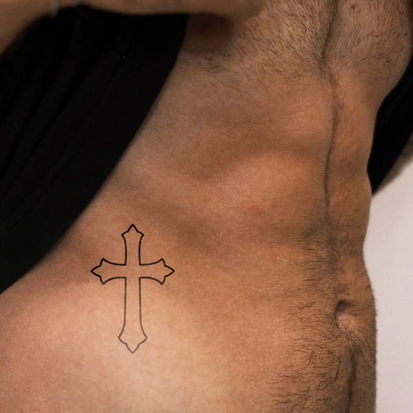 Großes Kreuz Tattoo